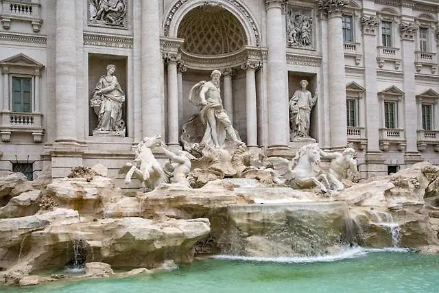 Fontana Di Trevi Casa Con Terrazzo Apartment Rome 0*,  Italy